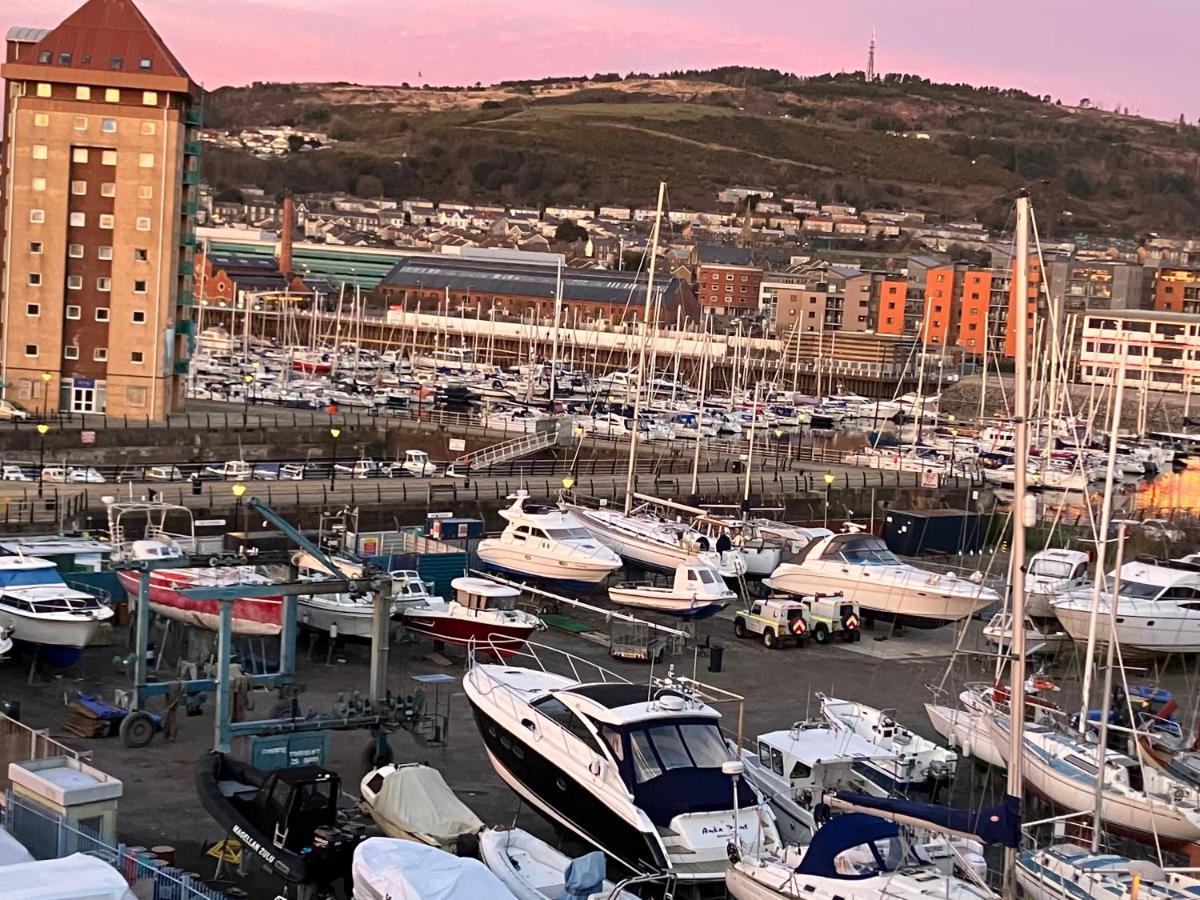 Swansea Bay, Marina & Arena View Mins To Beach & City Buitenkant foto